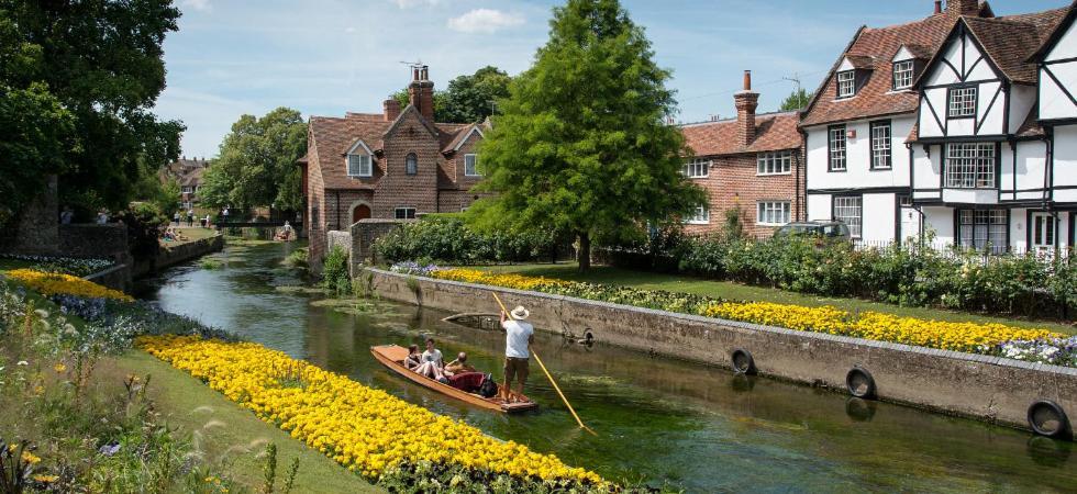 Cosy Coach House Garden Apartment By The Sea, Own Entrance Door, Garden Terrace With Exclusive Rear Door Access & Free Reserved Parking Space Only 2 Mtrs From Your Apt Door! Early Checkin From 3Pm And Late Check Out Till 11Am Available! Broadstairs Kültér fotó